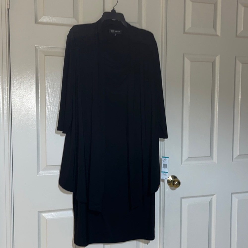Jones New York Dress one piece sleeveless dress with attached jacket.
